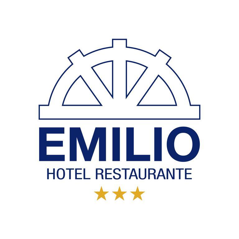 Hotel Restaurante Emilio Hellin Exterior photo